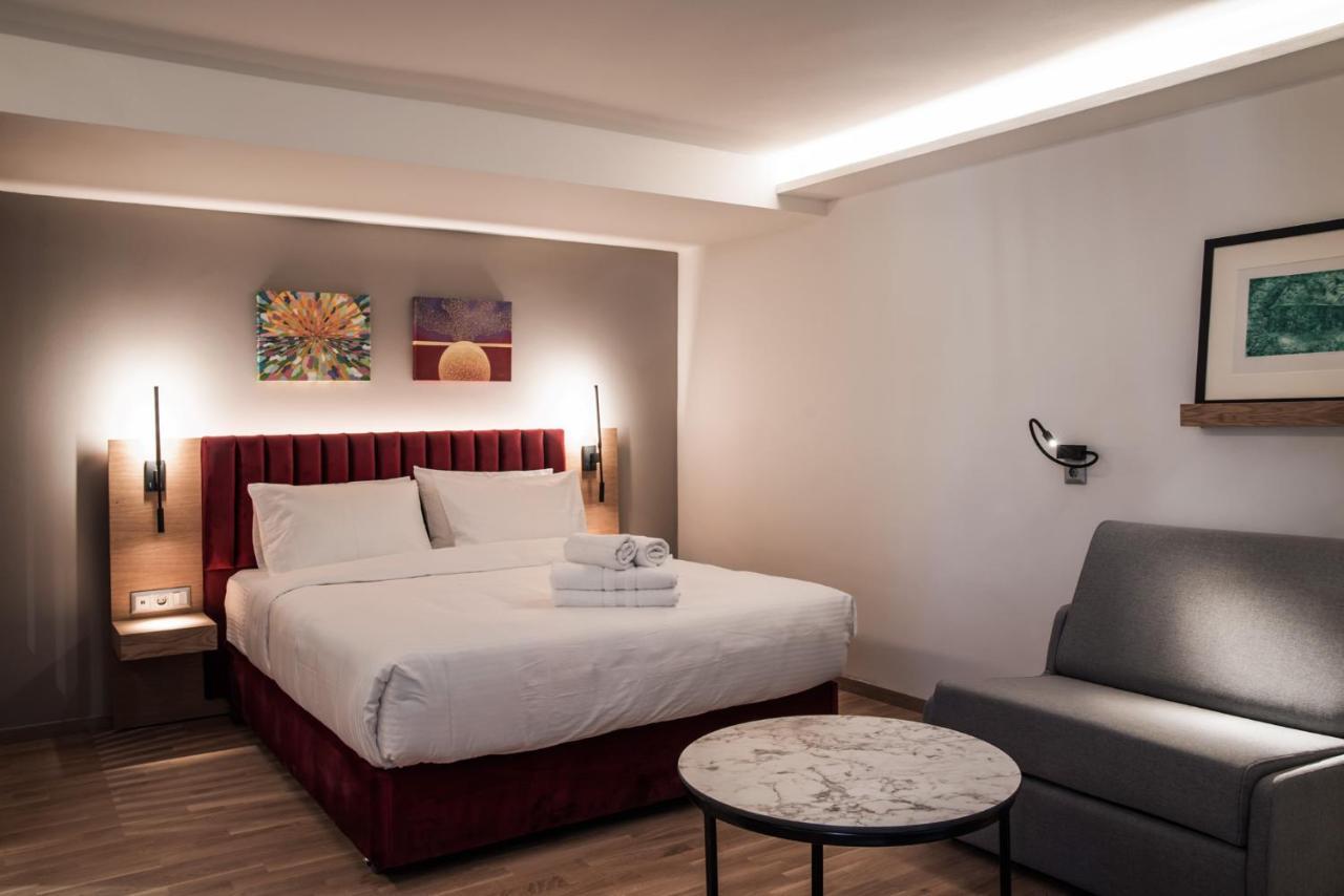 Urban Frame Acropolis Hotel 3*