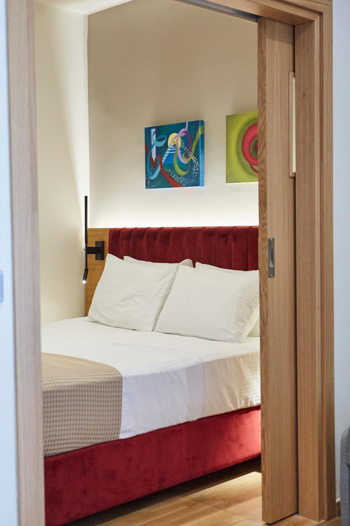 Urban Frame Acropolis Hotel 3*