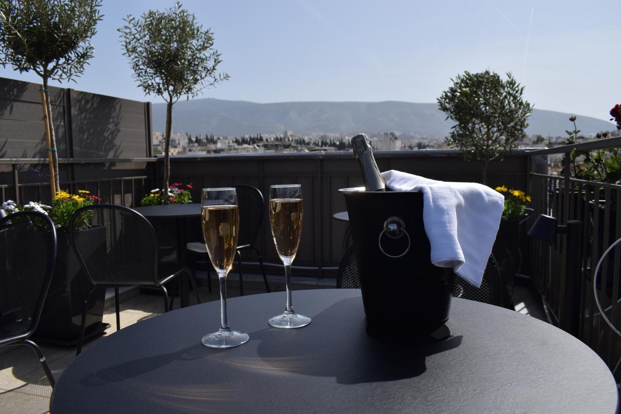 Urban Frame Acropolis Hotel