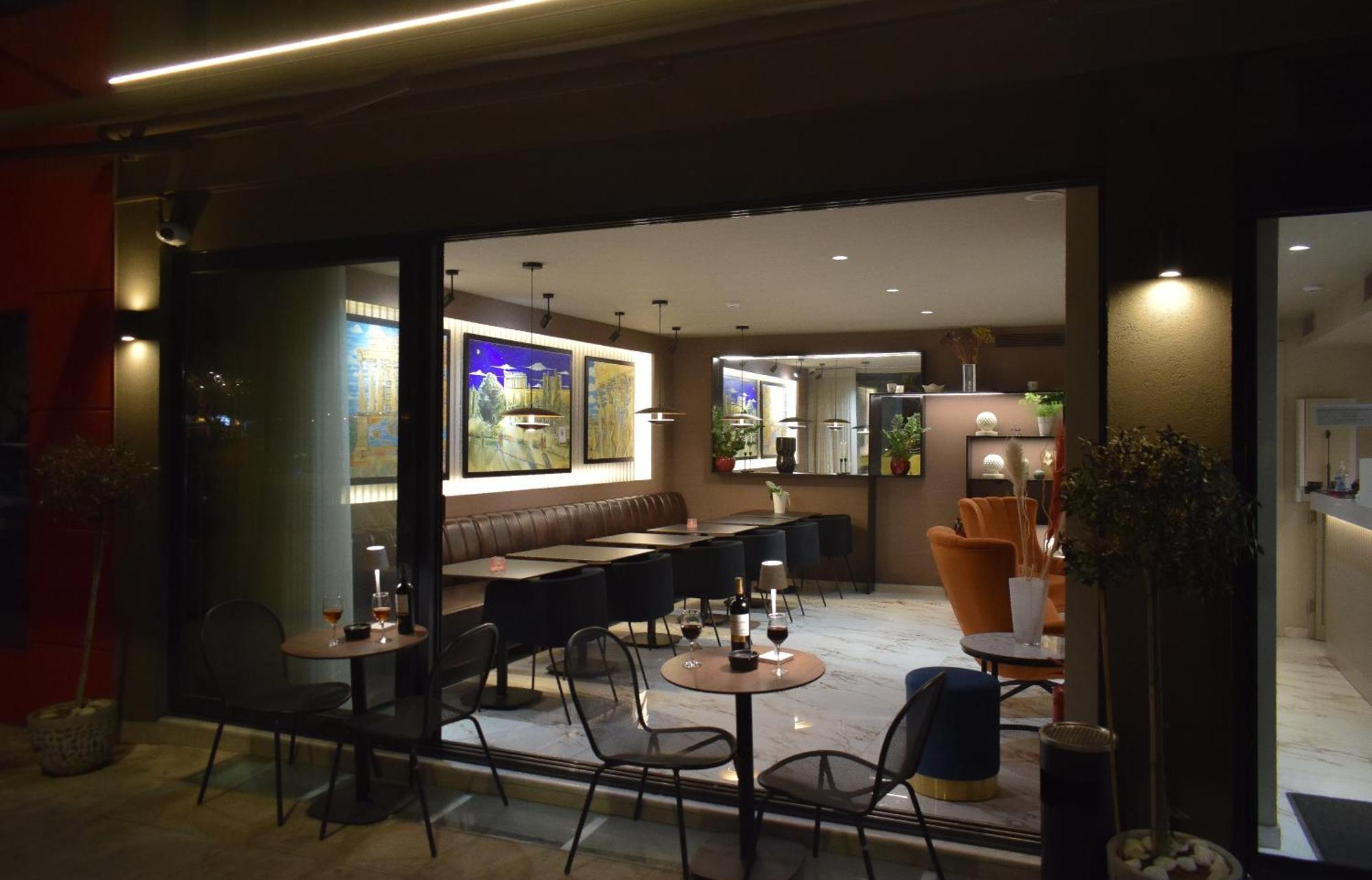Urban Frame Acropolis 3* Atene